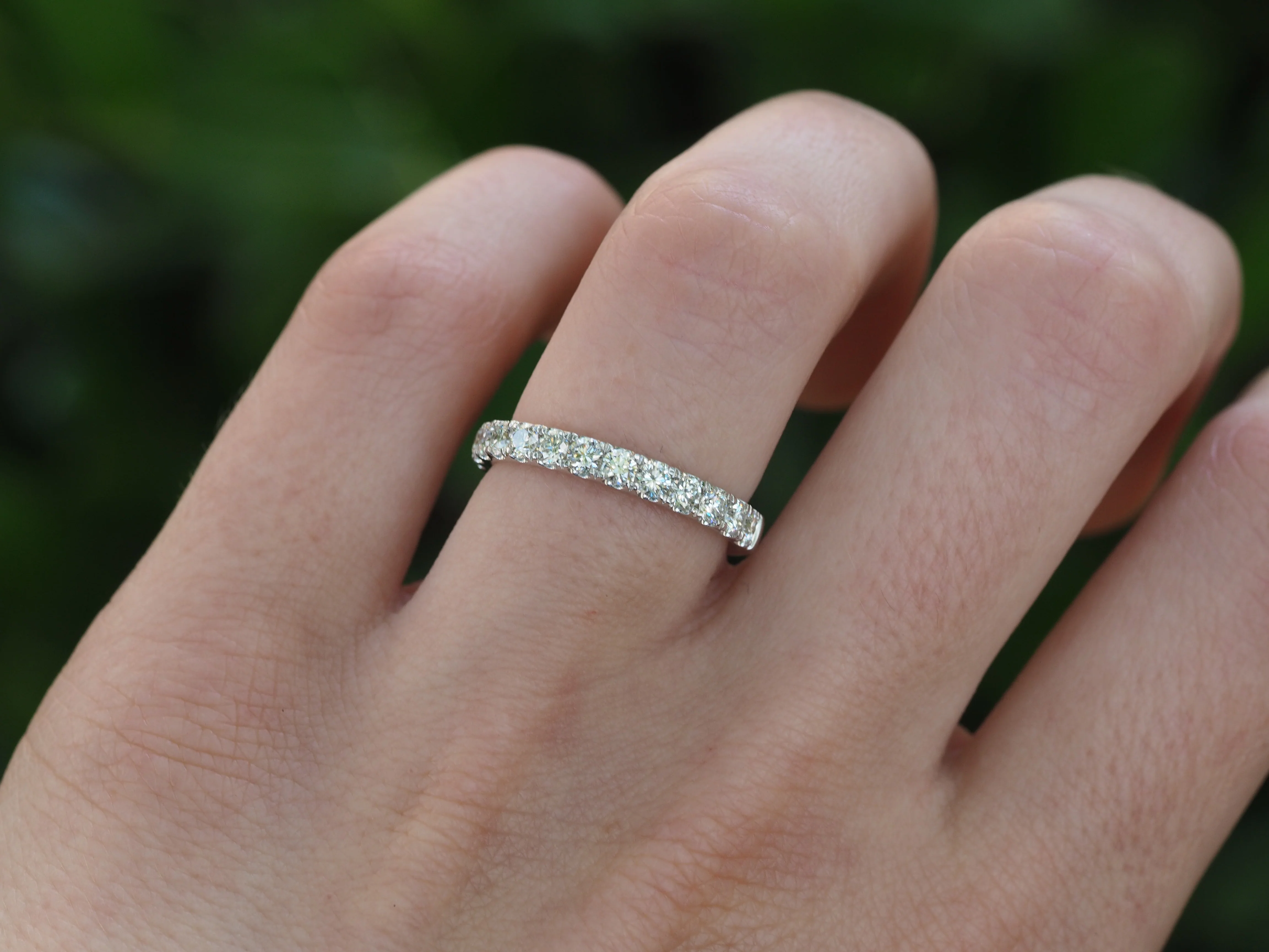 Diamond Wedding Band in White Gold - Image 3