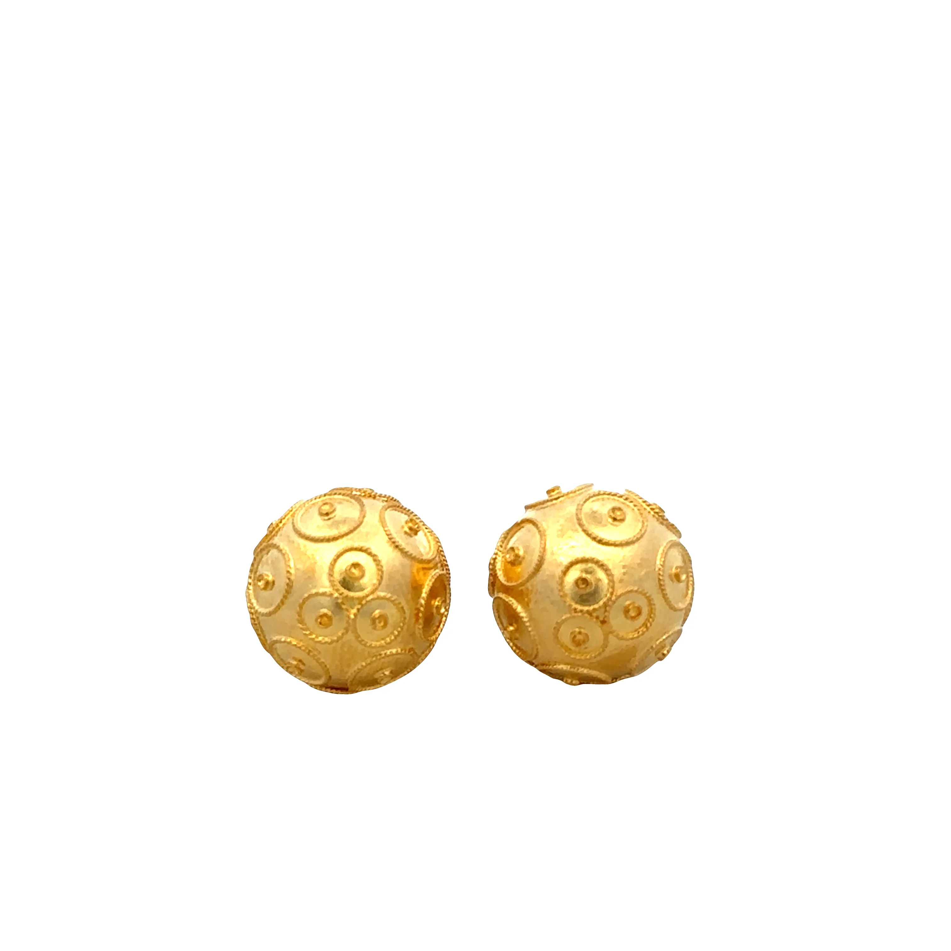 Estate 20k Yellow Gold Portuguese Filigree Pearl of Viana Stud Earrings