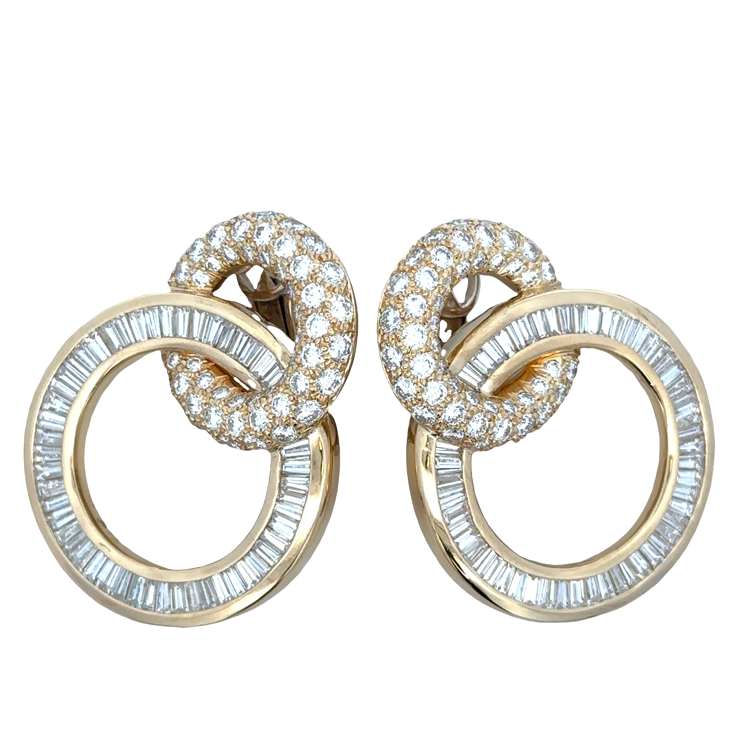Estate Vintage Charles Krypell 18k Yellow Gold Diamond Interlocking Circle Clip-On Earrings
