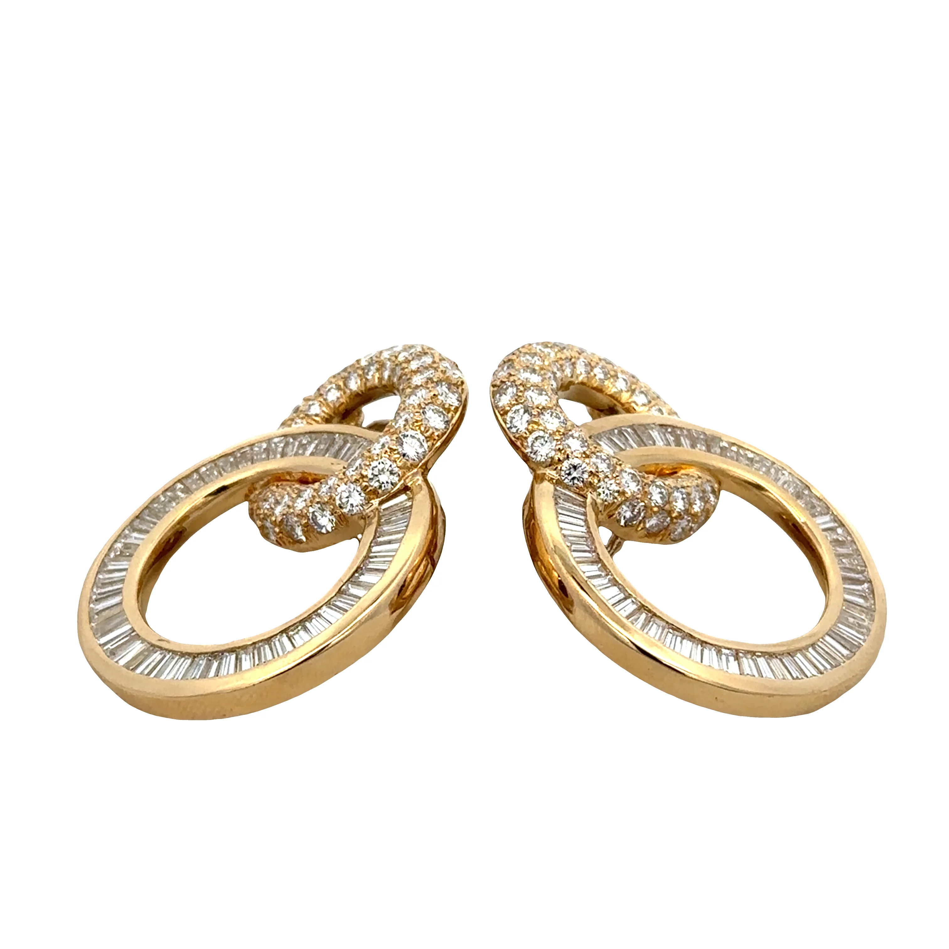 Estate Vintage Charles Krypell 18k Yellow Gold Diamond Interlocking Circle Clip-On Earrings - Image 3